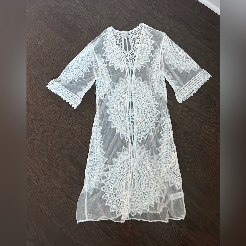 Rachel Zoe lace embroidered beach cover